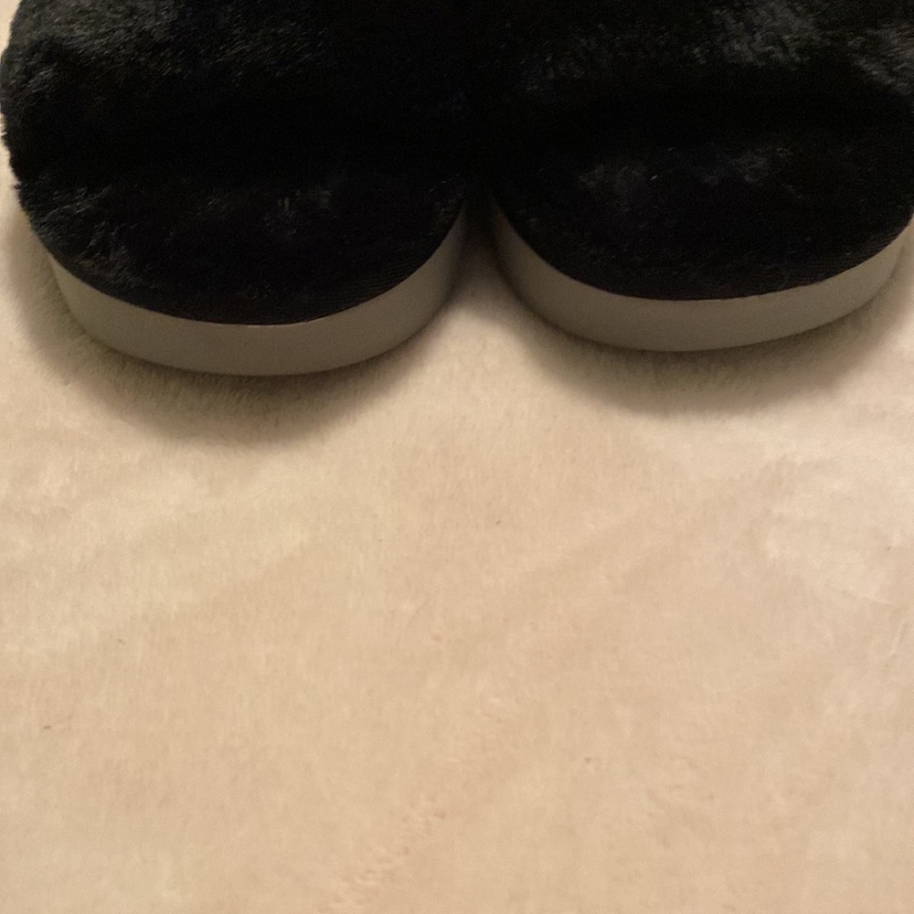 Euc Koolaburra By Ugg Slides - image 2